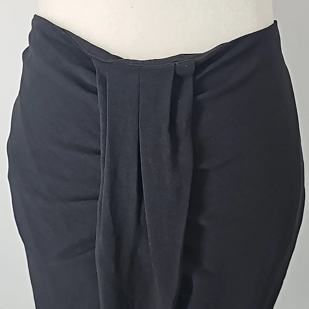 Express Sexy Crinkle Fabric Skirt‎ with Front Pleat Detail & Slit Black